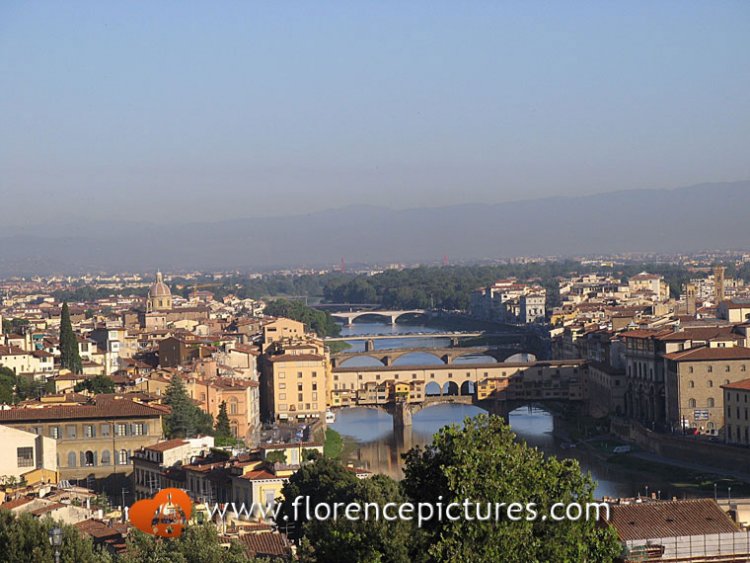 View of Ponte Vecchio and Arno