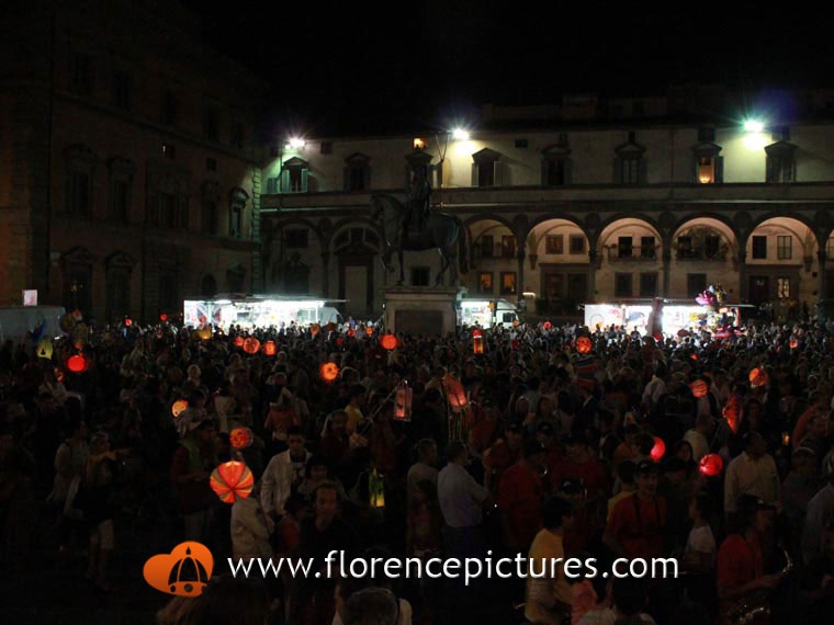Rificolona in Piazza Santissima Annunziata