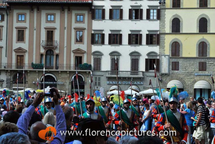 Historical Procession in Piazza della Signoria