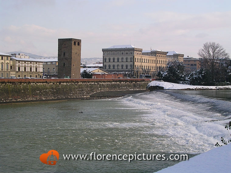 Arno River and Zecca Tower