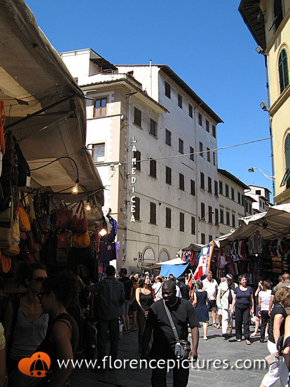 Stalls in San Lorenzo